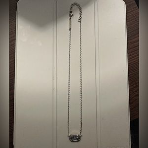 Kendra Scott necklace